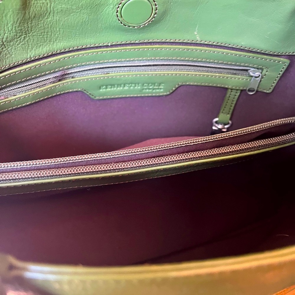 Kenneth Cole Vintage Forest Green Leather Tote w/Steve Madden Floral Pouch (EUC) - Picture 6 of 13